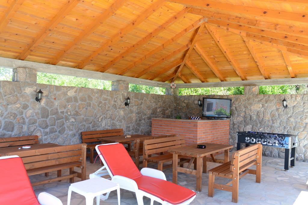 Apartments Vila Lazarevic Tivat Exterior photo