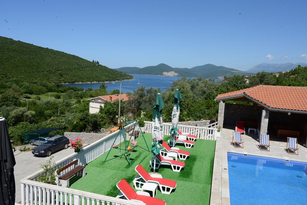 Apartments Vila Lazarevic Tivat Exterior photo