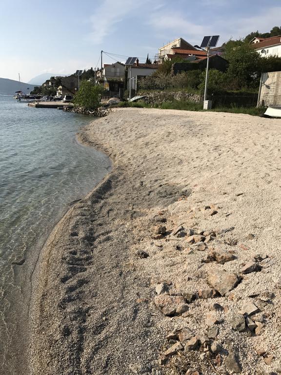 Apartments Vila Lazarevic Tivat Exterior photo
